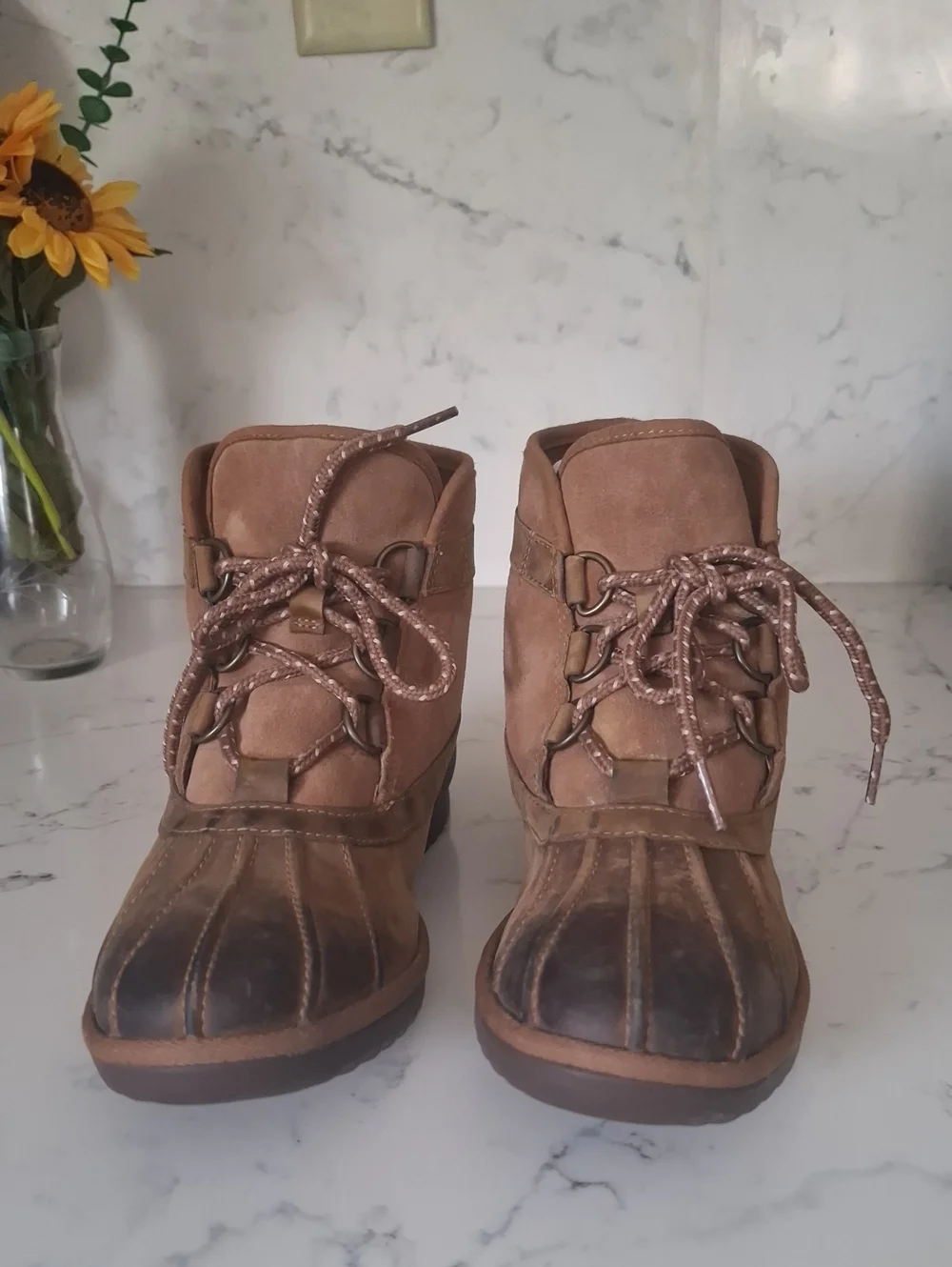 UGG Womens Brown Suede Lace-Up Boot